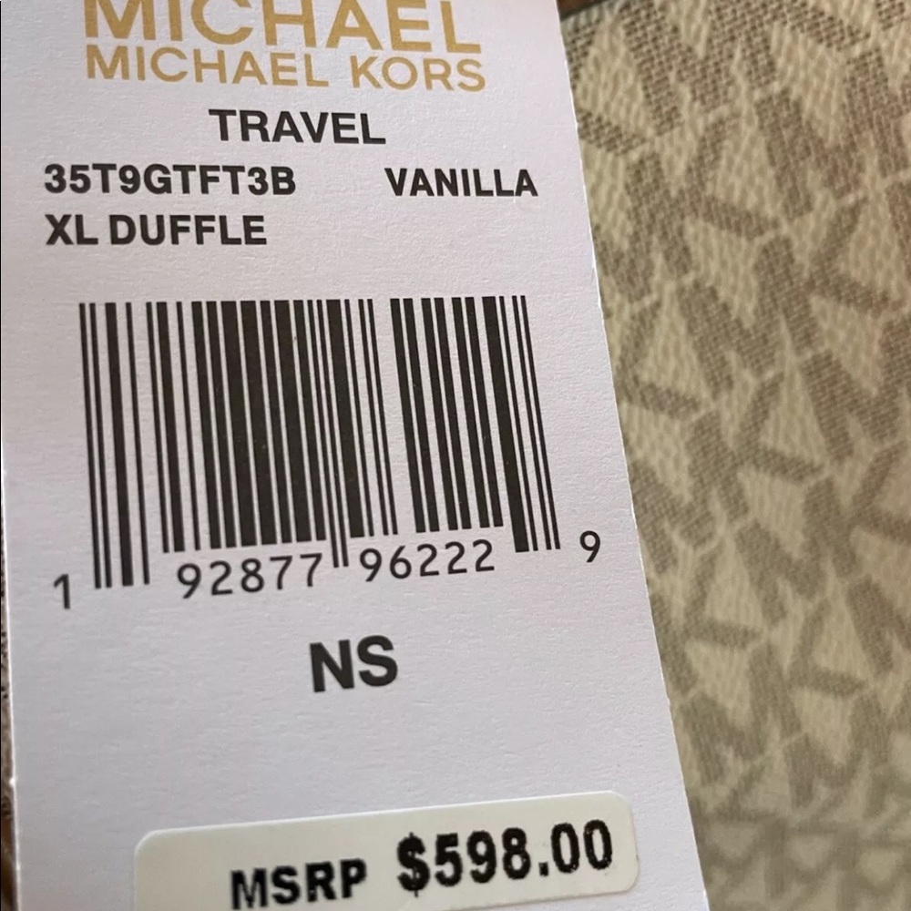 Michael Kors duffle bag - Picture 10 of 10